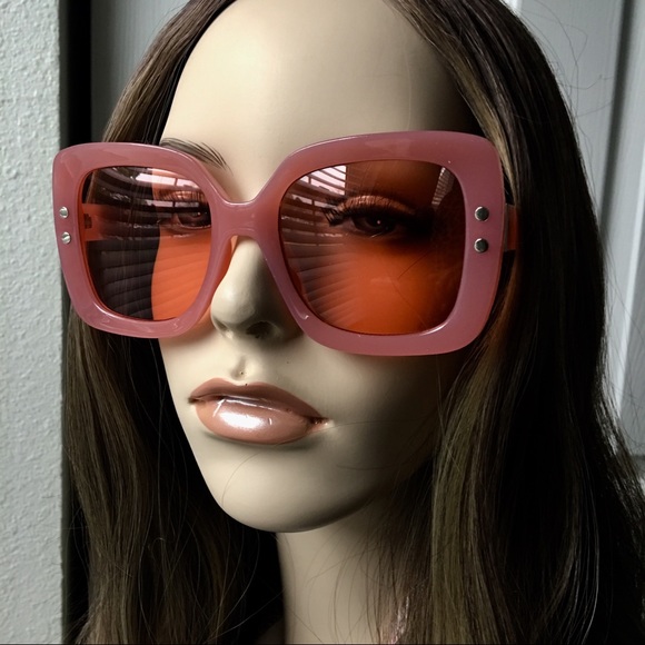 ⬇️ Oversized Square Frame Pink Fashion Sunglasses - Picture 2 of 7